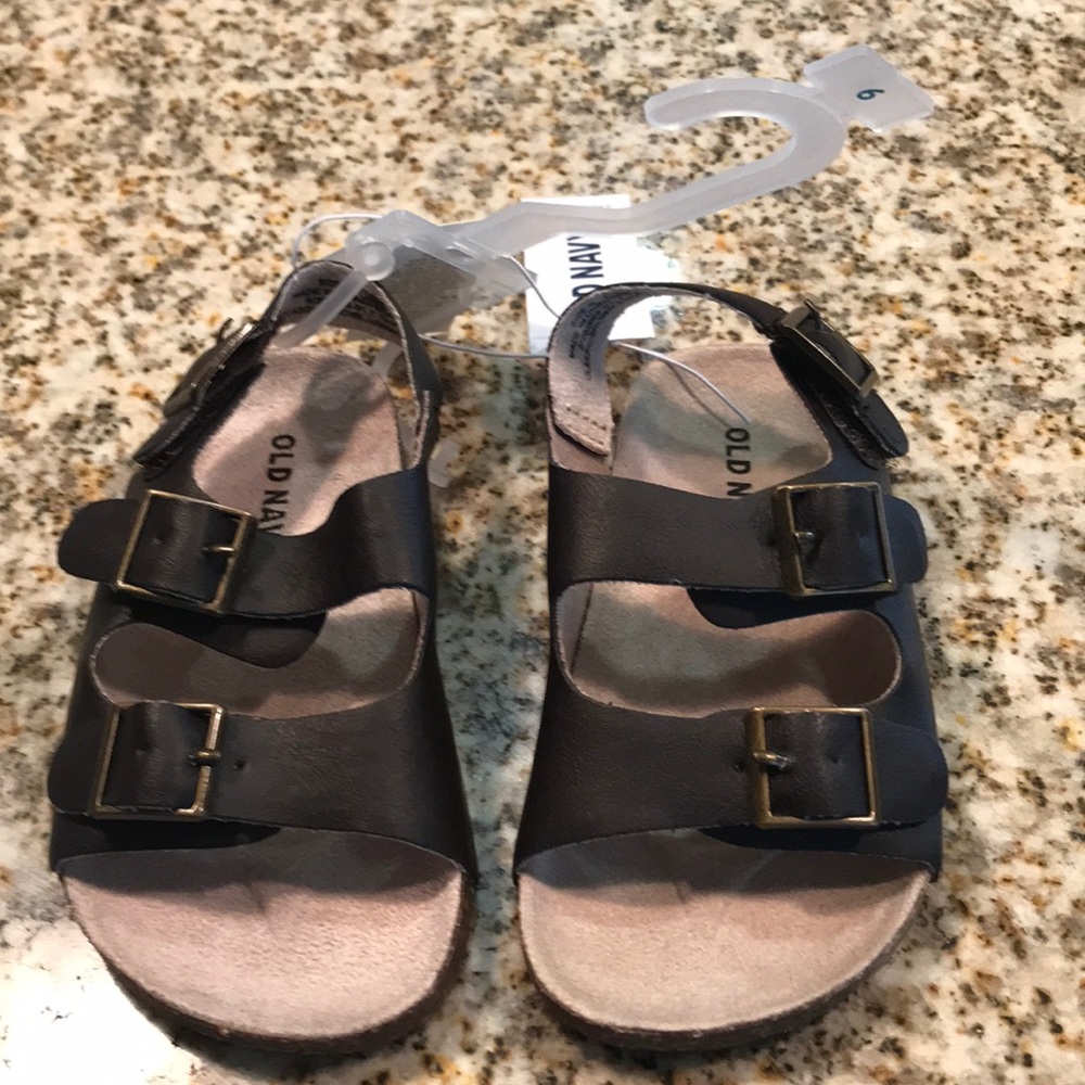 Brown Boys Birkenstocks (toddler 6) *NEVER WORN*
